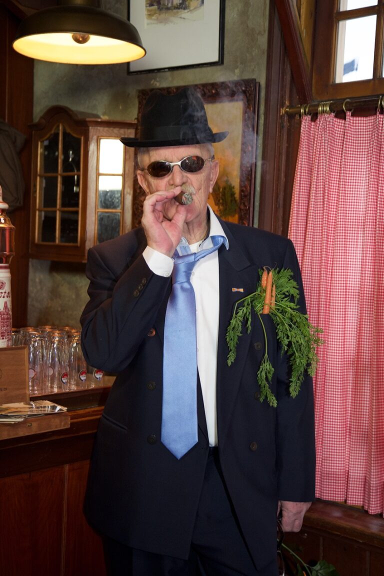 Ernst Wortel in 't Bonte Paerd in Laren NH